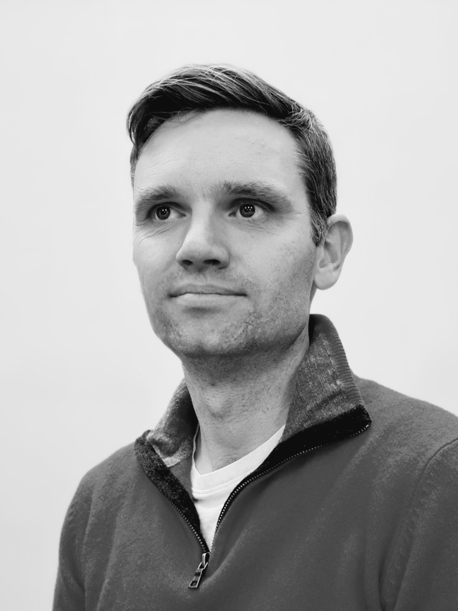 Author of Large Print Puzzle Books Andrew Geake